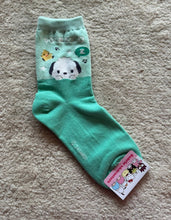 Load image into Gallery viewer, Sanrio Character Happy Cotton Crew Ankle Socks : Hello Kitty