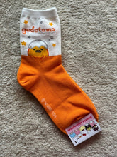 Load image into Gallery viewer, Sanrio Character Happy Cotton Crew Ankle Socks : Hello Kitty
