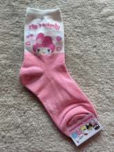 Load image into Gallery viewer, Sanrio Character Happy Cotton Crew Ankle Socks : Hello Kitty
